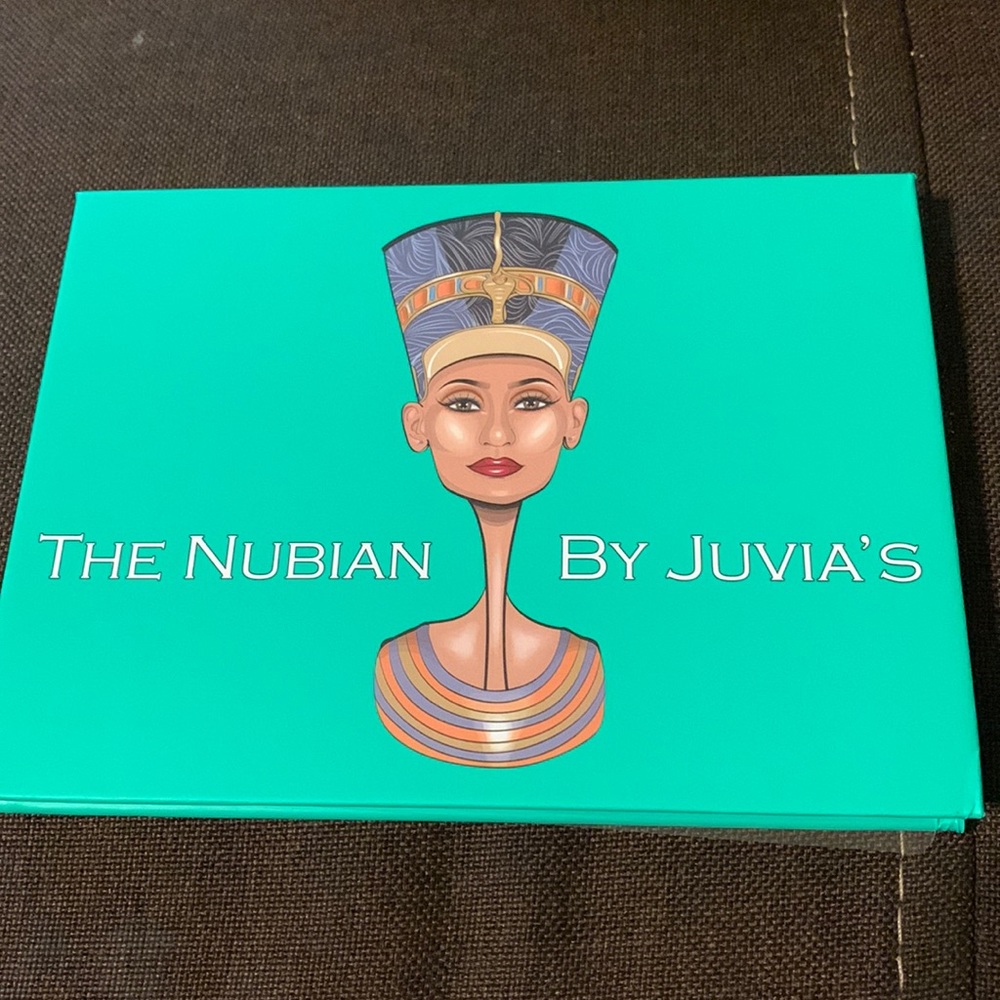 Juvia’s Place The Nubian Eyeshadow Palette